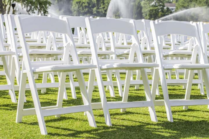 Location table et chaise Montréal